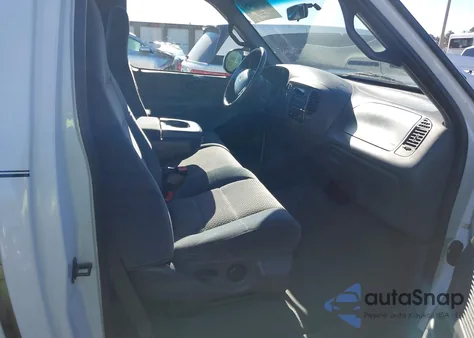 2001 Ford F-150 Xl/Xlt z USA, uszkodzony, nr VIN 1FTRF17L61NB04122